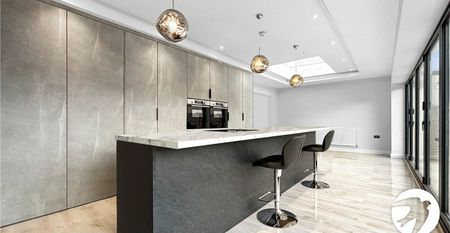 5 bedroom house to rent - Photo 2