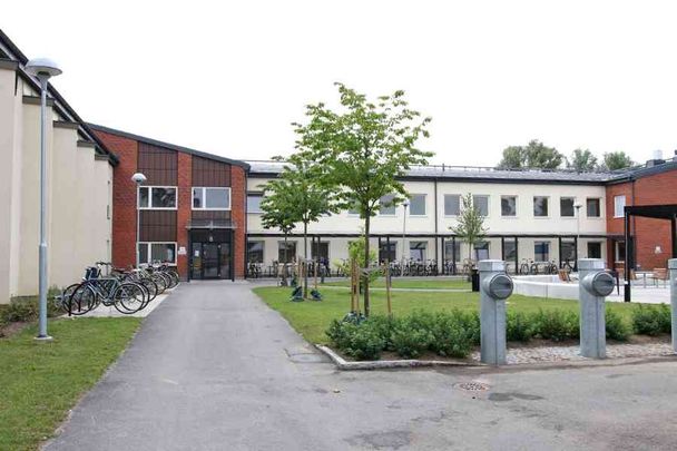 Irrblosset, Vallavägen 8.215 - Foto 1