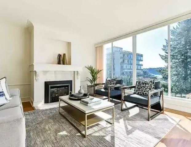 PERFECT GEM Central Ambleside Condo! | 1455 Duchess Avenue, West Vancouver - Photo 1