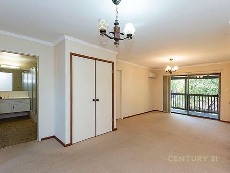 Unfurnished 2 Bedroom Apartment in a Secure Complex. - Photo 4