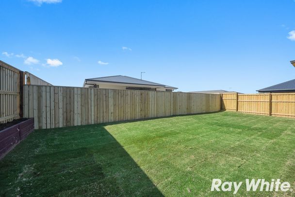 Awesome Parade - Solar To Help Keep The Rising Power Bills Down - Photo 1