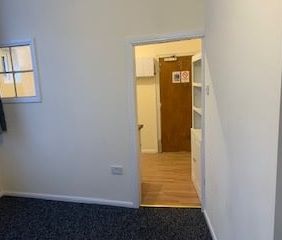 Room in a Shared House, Waveley Road, CV1 - Photo 4