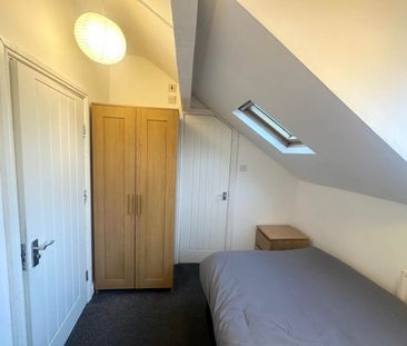 Glebe Avenue (Room 3), Kirkstall, Leeds - Photo 4