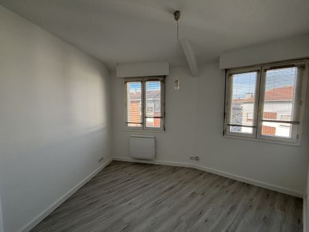 Location Appartement 3 pièces 60m² TOULOUSE 31400 - Photo 3