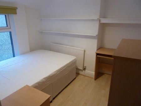 4 bedroom house to rent - Photo 5