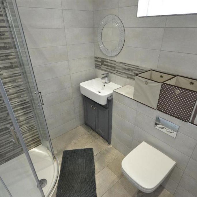4 bedroom terraced house to rent - Photo 1