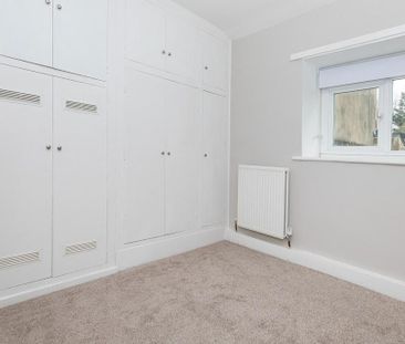 2 bedroom detached house to rent - Photo 4