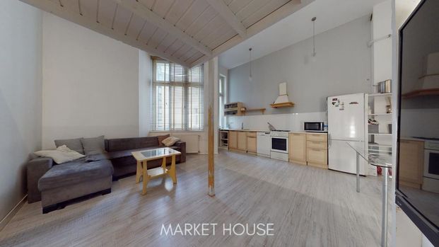 2 pokoje w centrum. Piękna kamienica - Photo 1