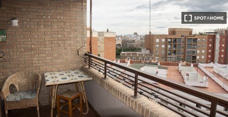 valencia, Valencian Community 46009 - Photo 3