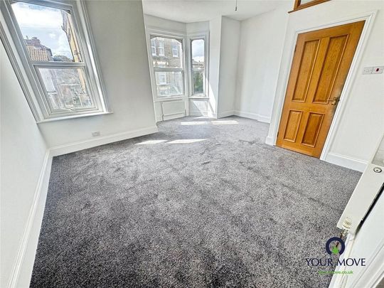 4 bedroom semi-detached house to rent - Photo 1