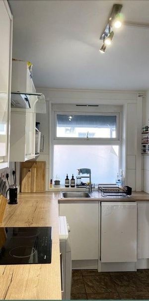 Room in a Shared Flat, Redman House, SE1 - Photo 1