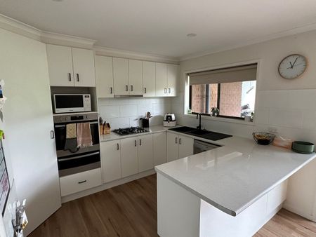 Stunning Home in North Shepparton - Photo 5