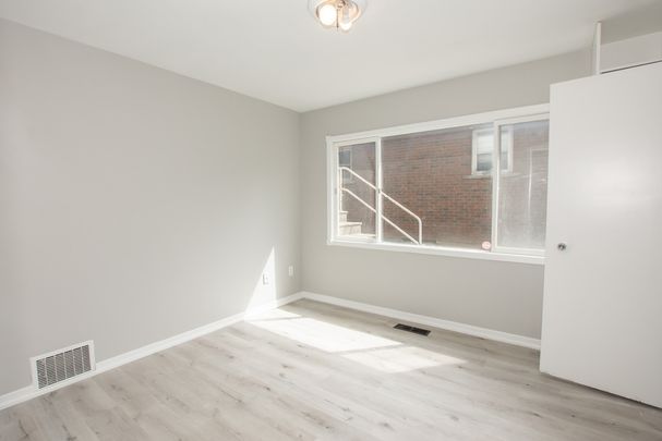 All Inclusive Extended Bachelor In St. Catharines!! - Photo 1