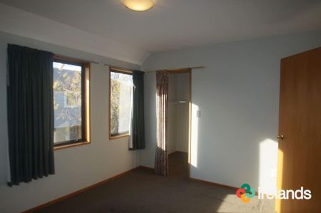 Bright Sunny Two Storey Townhouse - Photo 3
