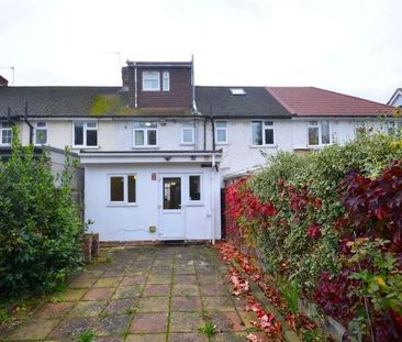 Cranford Avenue, Stanwell, TW19 - Photo 5