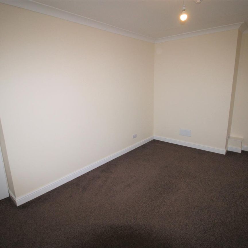 Bromsgrove Road, Redditch - Photo 1