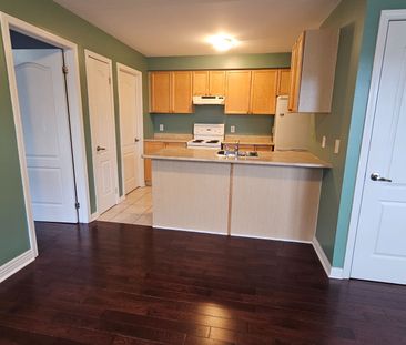 For Lease - 1 Chippenham Lane Unit# COACH HOUSE, Markham, Ontario - Photo 5