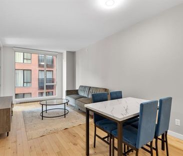 635 Rue St Maurice - Photo 2