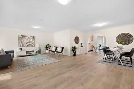 Oversized and Sunfilled Villa Home - Photo 3
