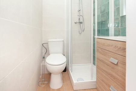 Carrer dEscalante, Valencia, Valencian Community 46011 - Photo 4