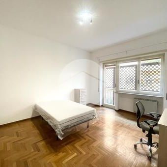Monolocale in affitto - Photo 1
