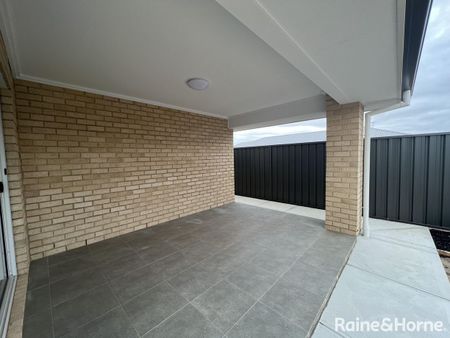 95 Correa Street, Munno Para, SA 5115 - Photo 2