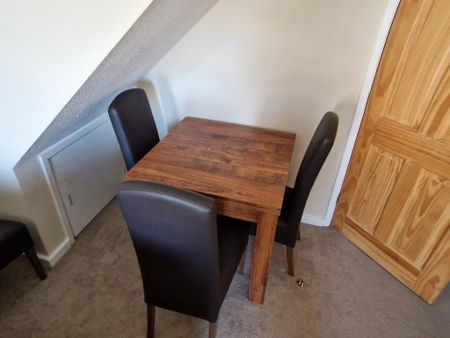 2 bedroom apartment to rent - Photo 3