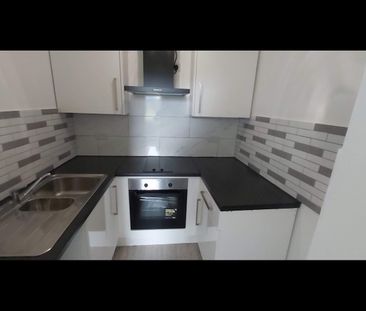 Studio Flat, Stanley Road, L20 - Photo 6