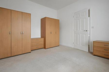 2 bedroom semi-detached bungalow to rent - Photo 5