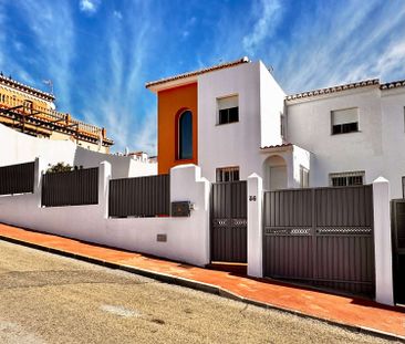 Chalet en alquiler en Torrox - Photo 1