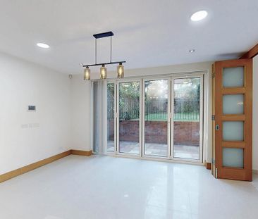 6 bedroom detached house to rent - Photo 3