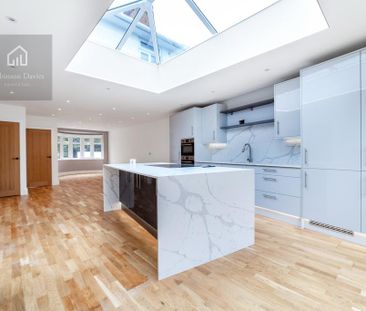 5 bedroom semi-detached house to rent - Photo 3