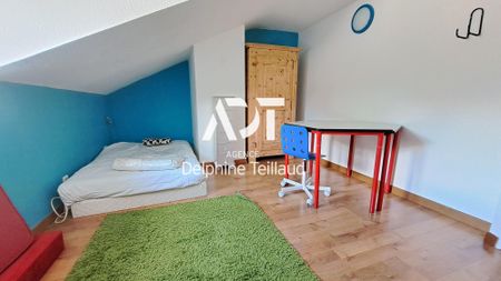 Location Appartement 4 pièces 84m² ST EGREVE 38120 - Photo 4