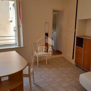 Location Appartement 1 pièce 18m² - Photo 2