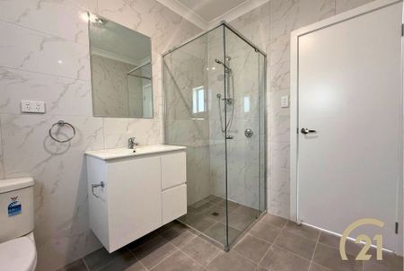 Brand New, Modern Living! - Water Inc - Photo 5