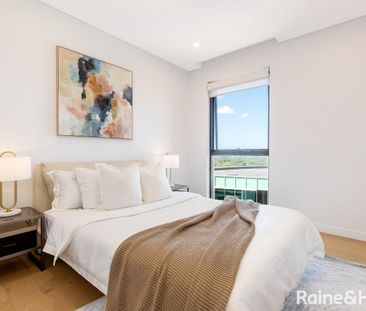 Modern Timber Floored Spacious Two Bedroom Apartment with Designer ... - Photo 2