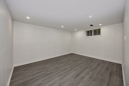 For Lease - 2131 Neepawa Avenue, Carlingwood - Westboro and Area, Ontario - Photo 5