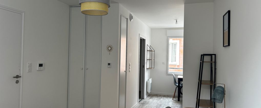 Location Appartement 1 pièce 17m² - Photo 1