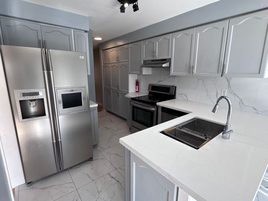For Lease - 80 Redfinch Way Unit# Main Unit, Brampton, Ontario - Photo 1