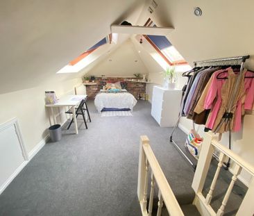 7 bed Detached House for Rent - Photo 5