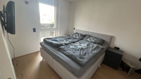 Pauschalmiete inklusive Warmwasser, Heizung & Kühlung - Moderne 2-Zimmer-Wohnung mit großzügigem Balkon und stilvoller Ausstattung - Foto 2