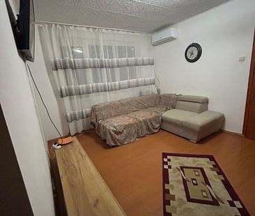 Proprietar,închiriez ap 2 camere secuilor - Photo 1