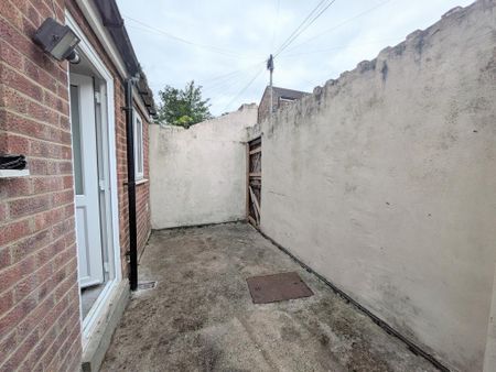 2 bedroom house to rent - Photo 4