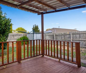 Rustic Elegance and Modern Comfort - Photo 6