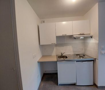 location Appartement T1 DE 32.3m² À TOURS - Photo 3