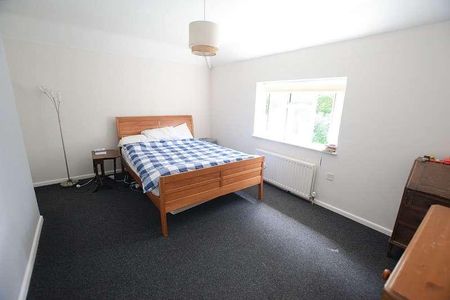 Winchester Road, New Milton, Hampshire, BH25 - Photo 3