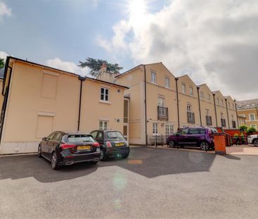 2 BED Apartment To rent - Photo 4