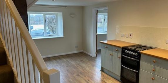 2 bedroom barn conversion to rent - Photo 2