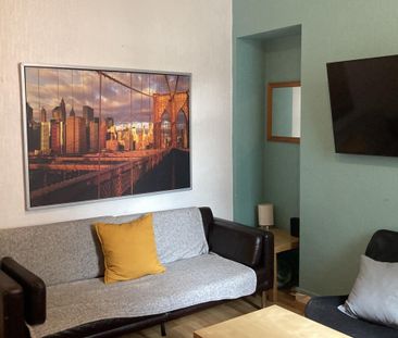 4 bedroom terraced house to rent - Photo 3