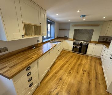 2 bedroom maisonette to rent - Photo 6